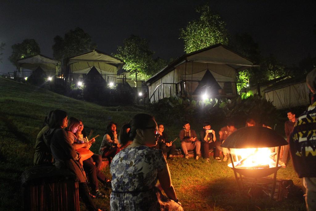 Trizara Resorts - Glam Camping Lembang Exterior foto