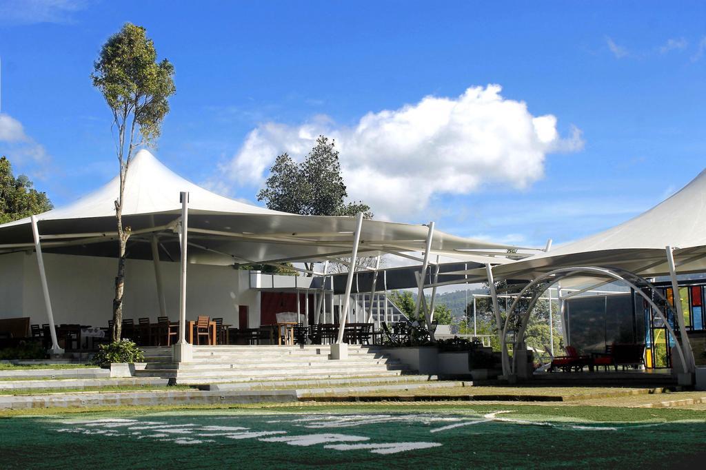 Trizara Resorts - Glam Camping Lembang Exterior foto